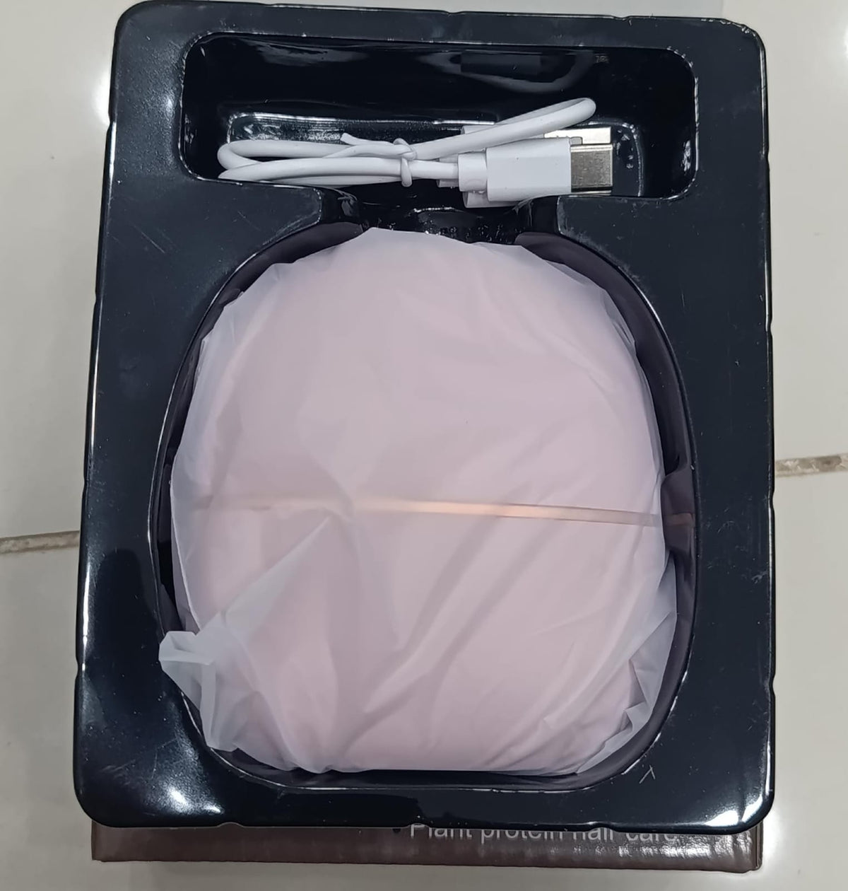 Mini Wireless Hair Straightening Comb – Portable Hair Styler